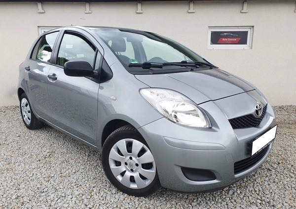 Toyota Yaris cena 24700 przebieg: 90000, rok produkcji 2009 z Wasilków małe 301